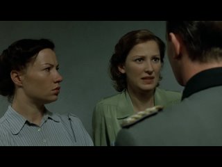 bunker (2004) - biography, drama. oliver hirschbiegel;